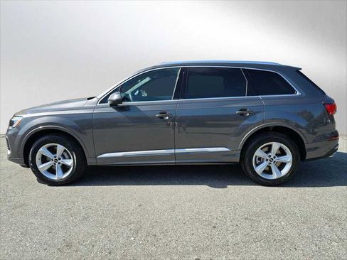 Used 2025 Audi Q7 2.0T Premium w/ Convenience Package image 2