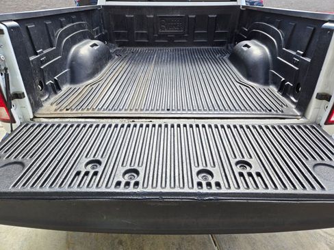 Used 2019 RAM 1500 Big Horn RWD image 16
