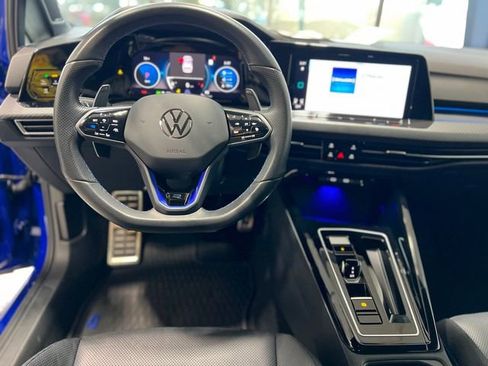 Used 2024 Volkswagen Golf R image 18