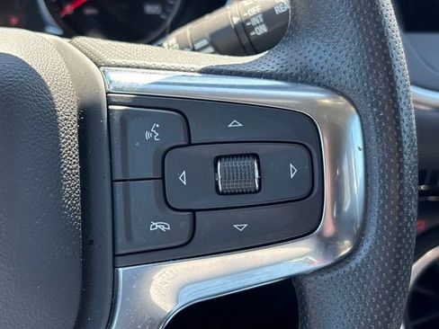 Used 2025 Chevrolet Blazer LT w/ Convenience Package image 20