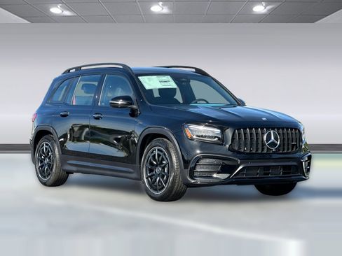 New 2026 Mercedes-Benz GLB 35 AMG AMG 35 image 6