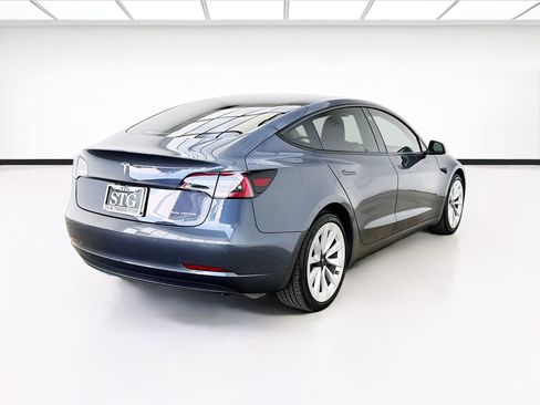 Used 2022 Tesla Model 3 Long Range AWD/4WD image 4