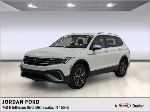 Used 2024 Volkswagen Tiguan Wolfsburg Edition AWD/4WD image 1