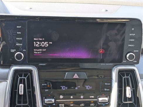 Used 2023 Kia Sorento SX Prestige w/ Panoramic Sunroof Package image 13