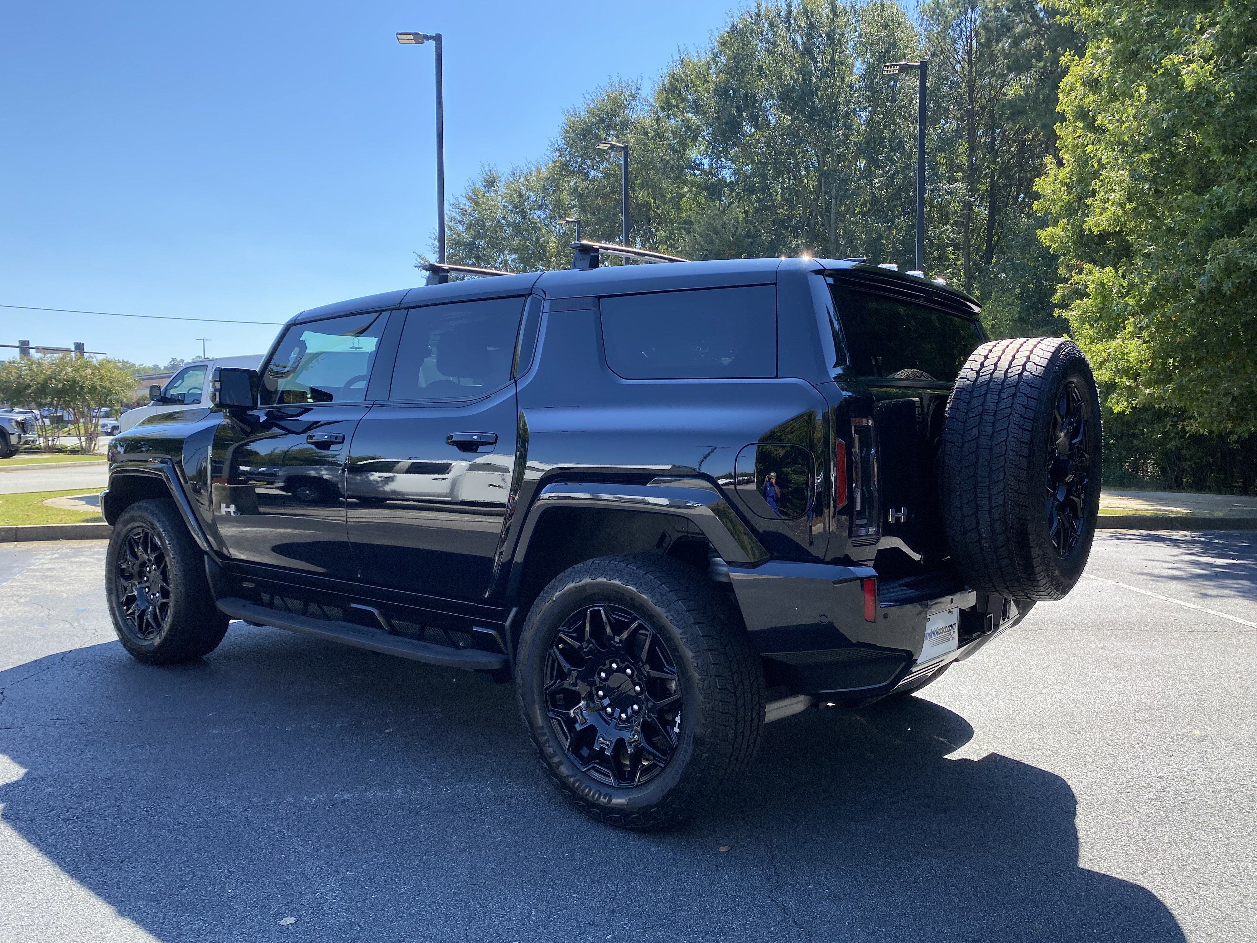 Used 2025 GMC Hummer EV 2X AWD/4WD image 7