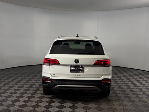 Used 2022 Volkswagen Taos SE AWD/4WD image 9