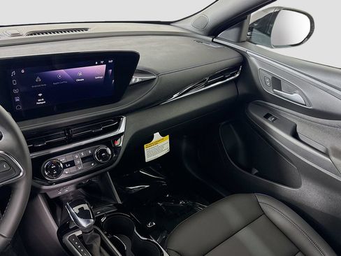 New 2026 Buick Envista Sport Touring w/ Convenience I Package FWD image 22