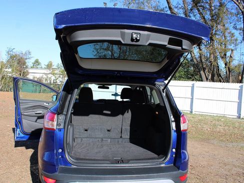 Used 2013 Ford Escape SE image 28