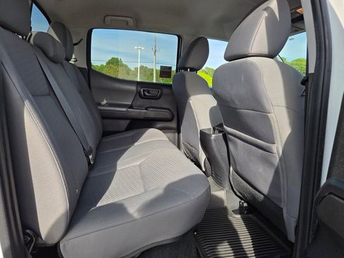 Used 2023 Toyota Tacoma SR AWD/4WD image 13