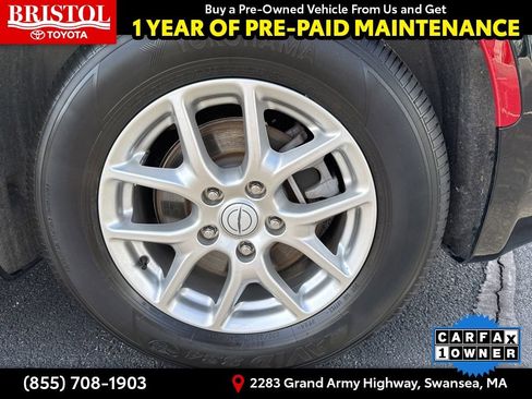 Used 2025 Chrysler Pacifica Select FWD image 9
