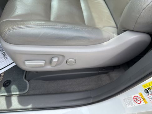 Used 2018 Toyota Sienna XLE w/ XLE Navigation Package FWD image 27