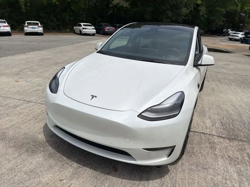 Used 2021 Tesla Model Y Performance AWD/4WD image 4