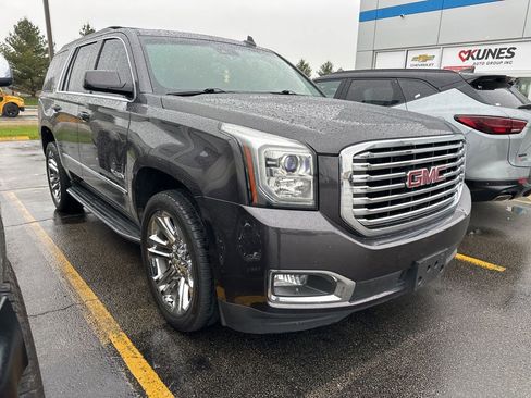 Used 2017 GMC Yukon SLT w/ Premium Edition AWD/4WD image 7