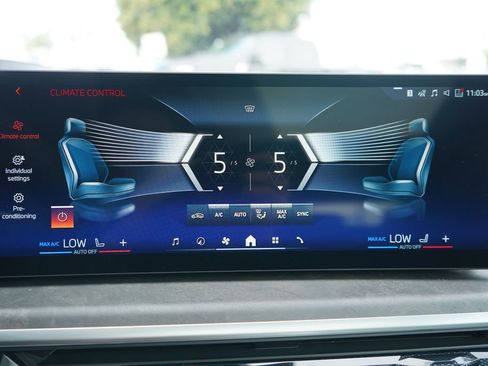 New 2026 BMW X5 xDrive40i w/ M Sport Package image 17