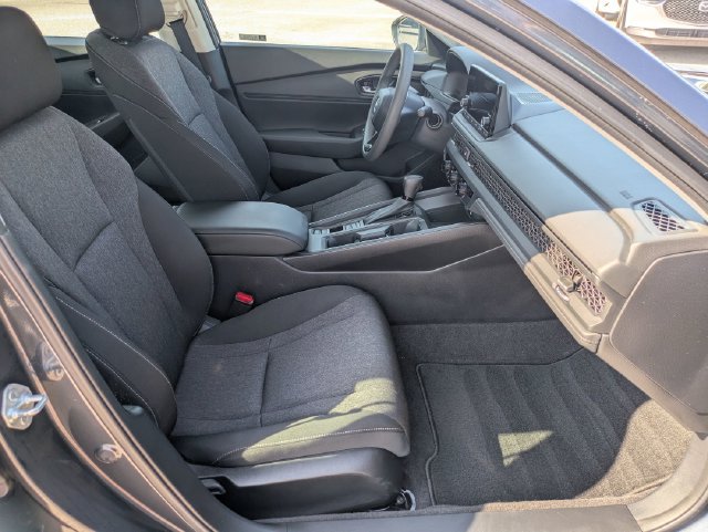 Used 2023 Honda Accord EX image 29