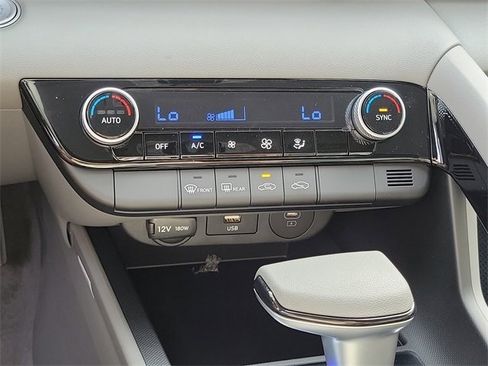 New 2026 Hyundai Elantra Blue image 10