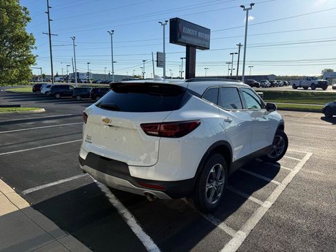 Used 2023 Chevrolet Blazer LT w/ Convenience Package FWD image 5
