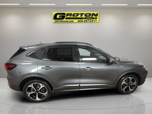 Used 2023 Ford Escape ST-Line Elite AWD/4WD image 6