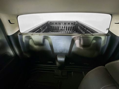 Used 2021 Chevrolet Colorado LT w/ Fleet Safety Package image 13