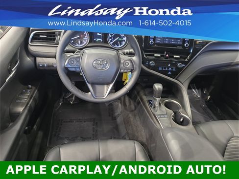 Used 2022 Toyota Camry SE image 11