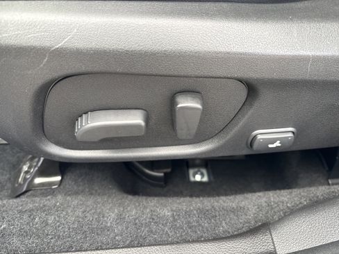 Used 2018 Subaru Forester 2.5i Touring image 5