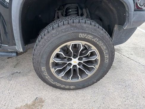 Used 2018 Chevrolet Colorado ZR2 AWD/4WD image 12