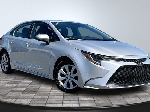 Used 2022 Toyota Corolla LE FWD image 11