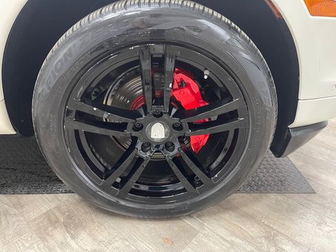 Used 2009 Porsche Cayenne AWD/4WD image 33
