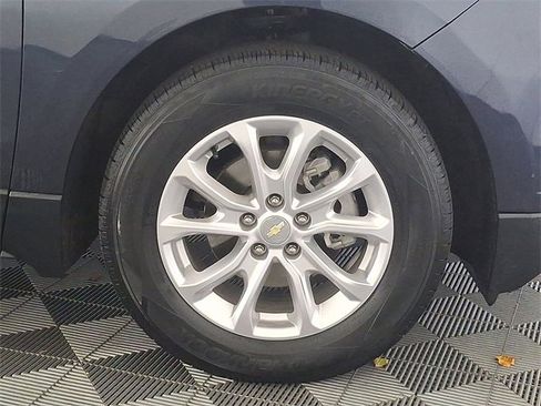 Used 2019 Chevrolet Equinox LT image 12