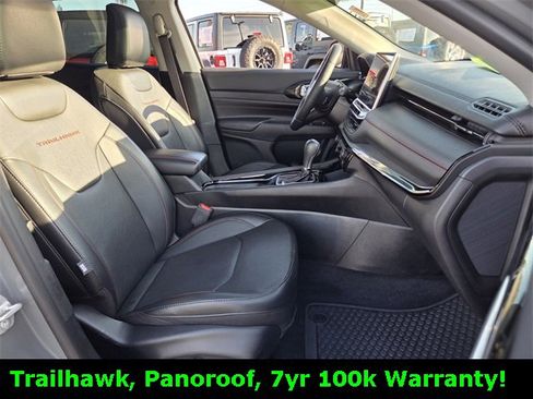 Certified 2022 Jeep Compass Trailhawk w/ Trailhawk Elite Group image 17