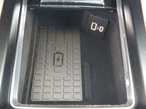 New 2026 Lincoln Corsair Premiere image 23