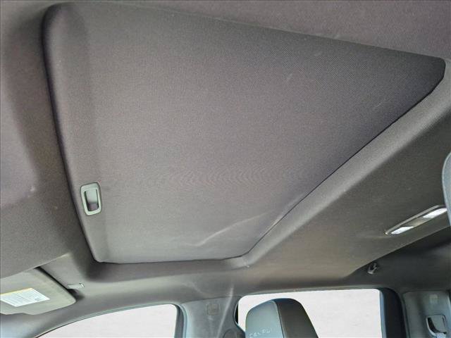 Used 2022 GMC Sierra 1500 Denali w/ Driver Alert Package II AWD/4WD image 15