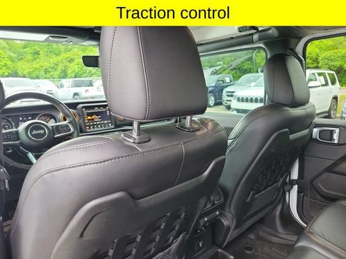 Used 2023 Jeep Gladiator Mojave w/ LED Lighting Group AWD/4WD image 24
