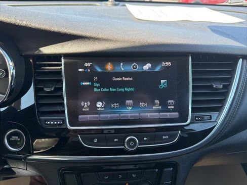 Used 2020 Buick Encore Preferred w/ Safety Package image 22