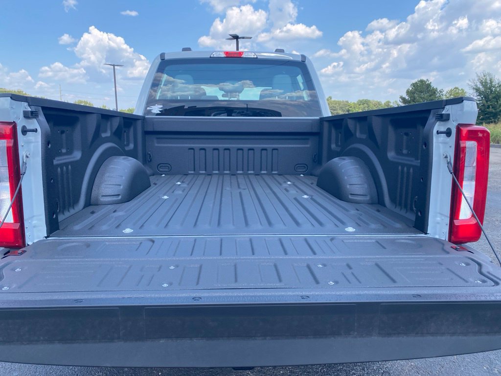 New 2026 Ford F250 XL w/ STX Appearance Package AWD/4WD image 32