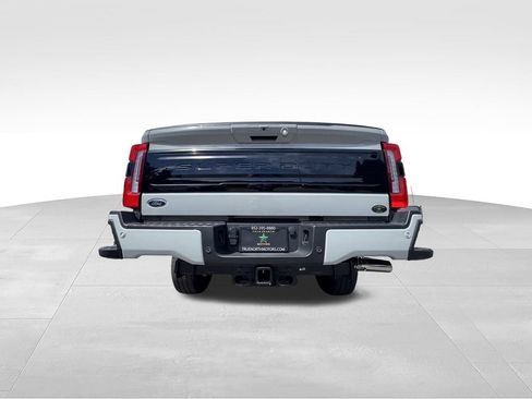 Used 2026 Ford F250 Platinum AWD/4WD image 11