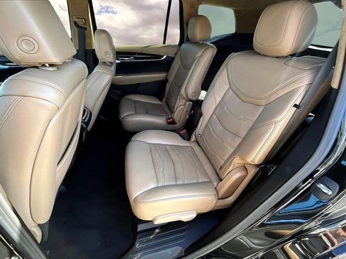 Certified 2023 Cadillac XT6 Sport w/ Platinum Package image 22