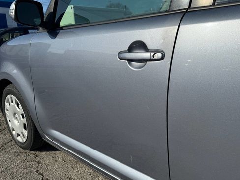 Used 2010 Scion xB image 22