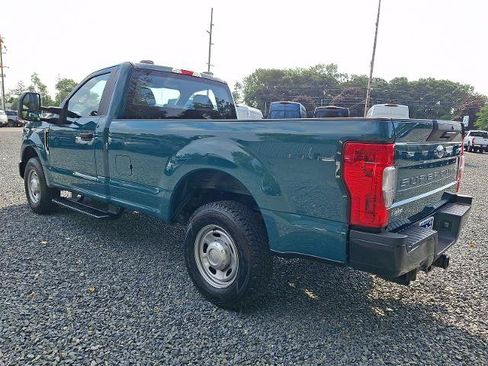 Certified 2021 Ford F250 XL w/ Power Equipment Group RWD image 4