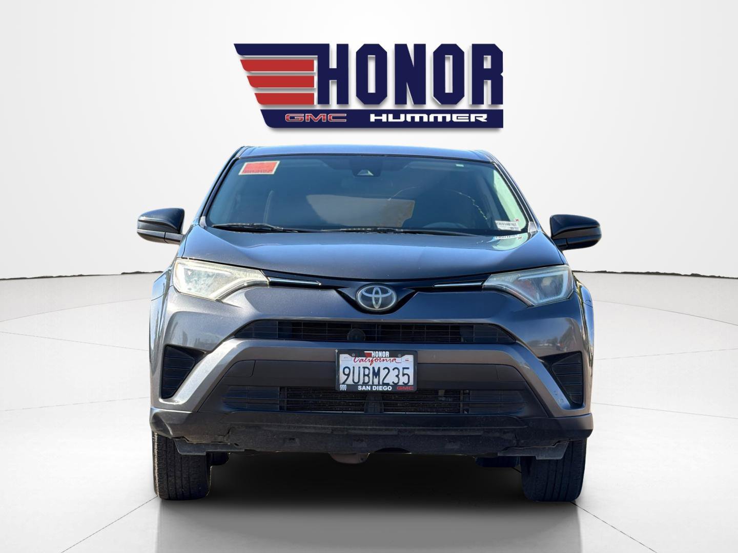 Used 2018 Toyota RAV4 LE w/ All Weather Liner Package FWD image 9