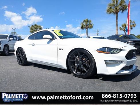 Used 2019 Ford Mustang GT Premium w/ Equipment Group 401A RWD image 2