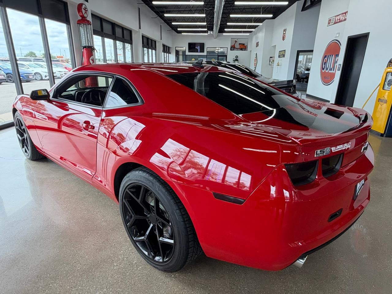 Used 2011 Chevrolet Camaro SS w/ RS Package RWD image 5
