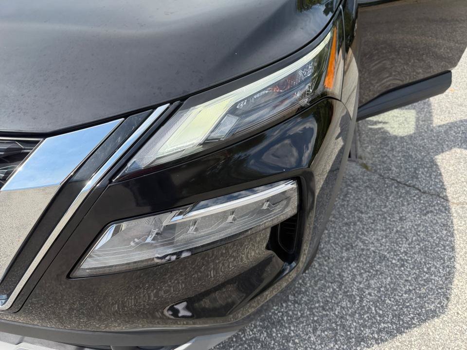 Used 2021 Nissan Rogue SV w/ Premium Package FWD image 26