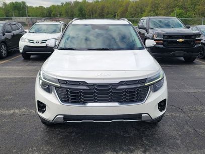Used 2025 Kia Seltos EX w/ EX Sunroof Package