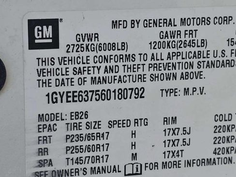 Used 2006 Cadillac SRX w/ Seating Package image 12