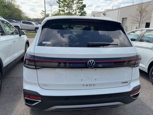 New 2026 Volkswagen Taos SEL AWD/4WD image 5