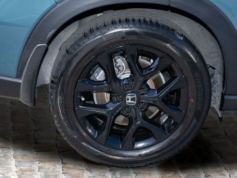 Certified 2024 Honda HR-V Sport image 40