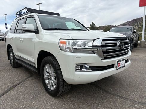 Used 2020 Toyota Land Cruiser AWD/4WD image 10