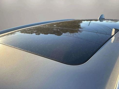 Used 2017 Lincoln MKC Reserve image 29