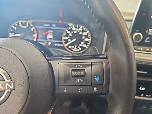 Certified 2023 Nissan Rogue SV w/ SV Premium B Package AWD/4WD image 19